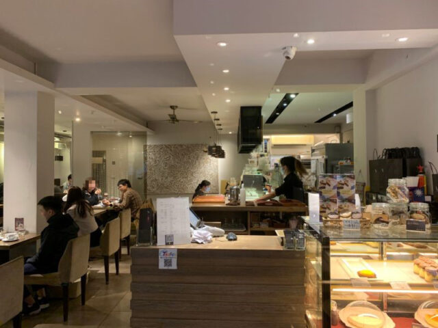 CITY HALL ZHANLU COFFEE SHOP 湛盧咖啡市府館